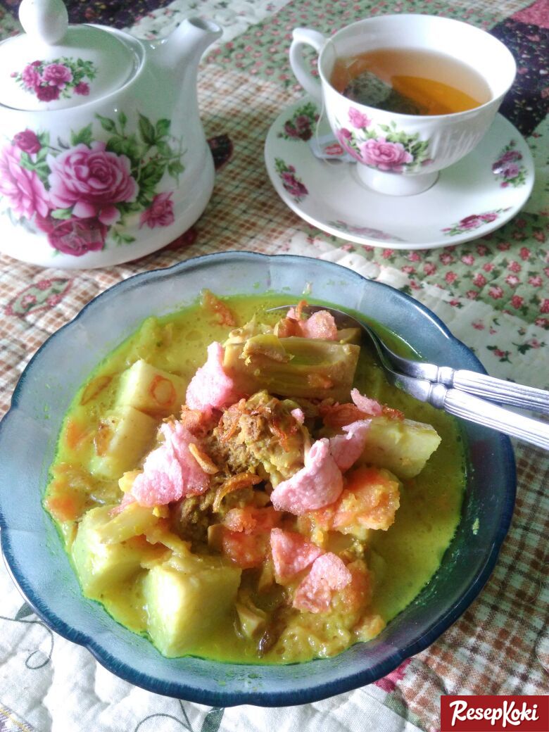 Sayur Yang Cocok Untuk Ketupat Lebaran. Aneka Sayur Gurih Pendamping Ketupat & Lontong