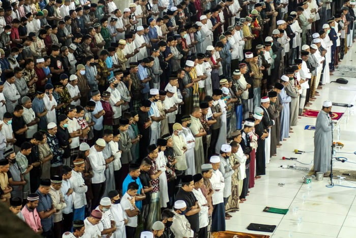 Keutamaan Shalat Tarawih Malam Ke 5. Keutamaan Shalat Tarawih menurut Kitab Dzurrotun Nasihin