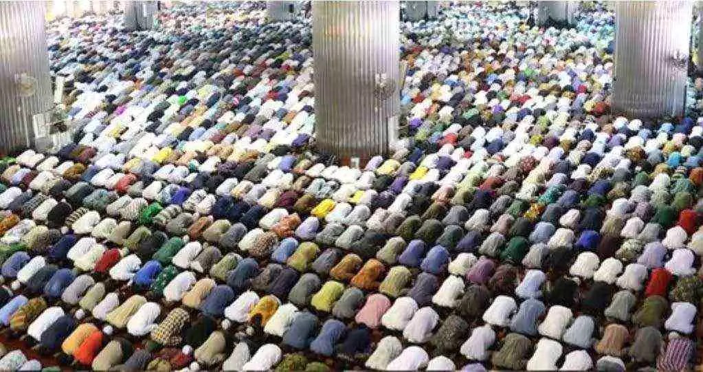 Shalat Tarawih Cepat Nu Online. Benarkah NU Salat Tarawihnya Cepat