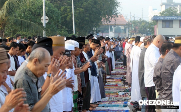 Berapa Lama Waktu Sholat Ied. Jam Berapa Sholat Idul Fitri Dilaksanakan? : Okezone Muslim