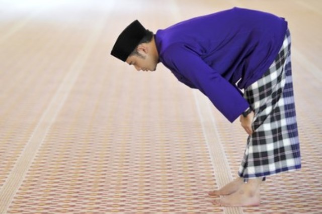 Bacaan Rakaat Kedua Sholat Tahajud. Ini Bacaan Sholat Tahajud Rakaat Pertama dan Kedua, Wajib