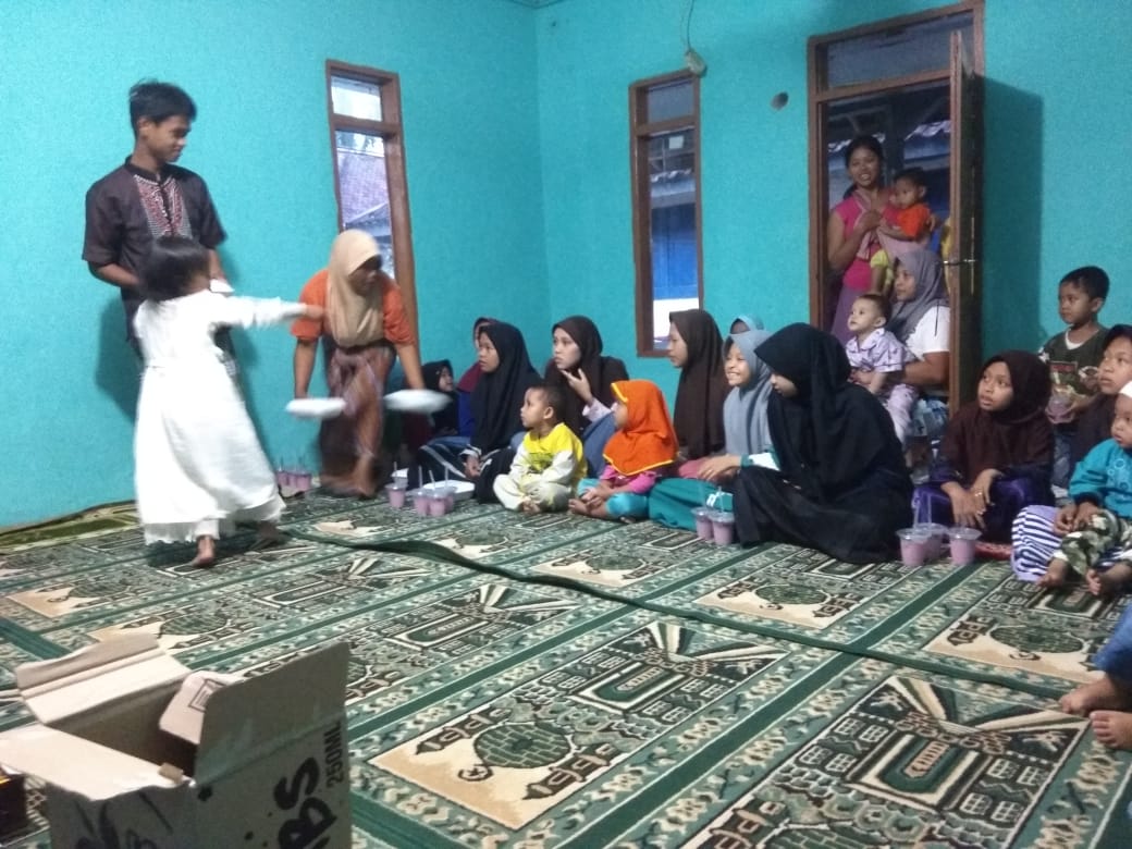 Hadits Tentang Zakat Anak Yatim. Lebaran Anak Yatim Sebagai Keistimewaan Bulan Muharram