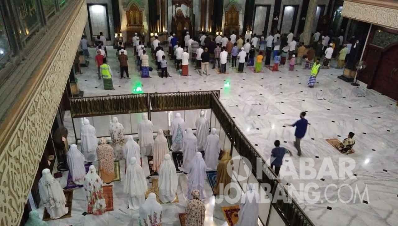 Bacaan Niat Sholat Idul Fitri Dilafalkan Pada Saat. Panduan dan Tata Cara Sholat Idul Adha di Rumah Lengkap