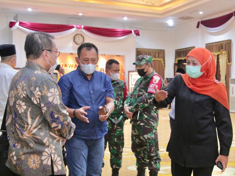 Sholat Ied Jam Berapa Jawa Timur. Gubernur Khofifah Tegaskan Pelaksanaan Sholat Idul Fitri 1442 H