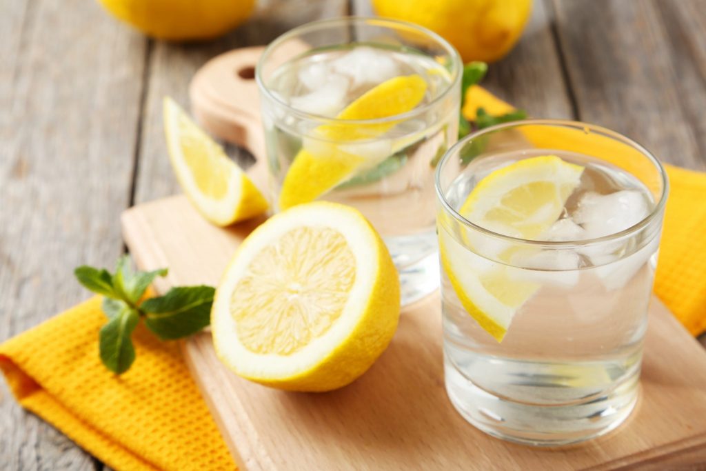 Cara Diet Lemon Saat Puasa. Amankah Berbuka dengan Air Lemon?