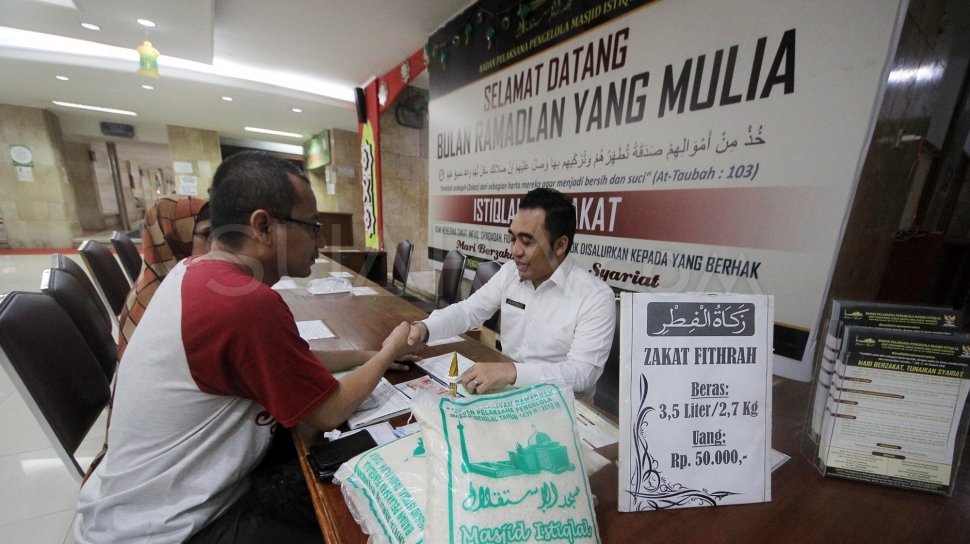 Lafadz Ijab Qabul Zakat Fitrah. Doa Zakat Fitrah untuk Keluarga: Bacaan Latin dan Artinya