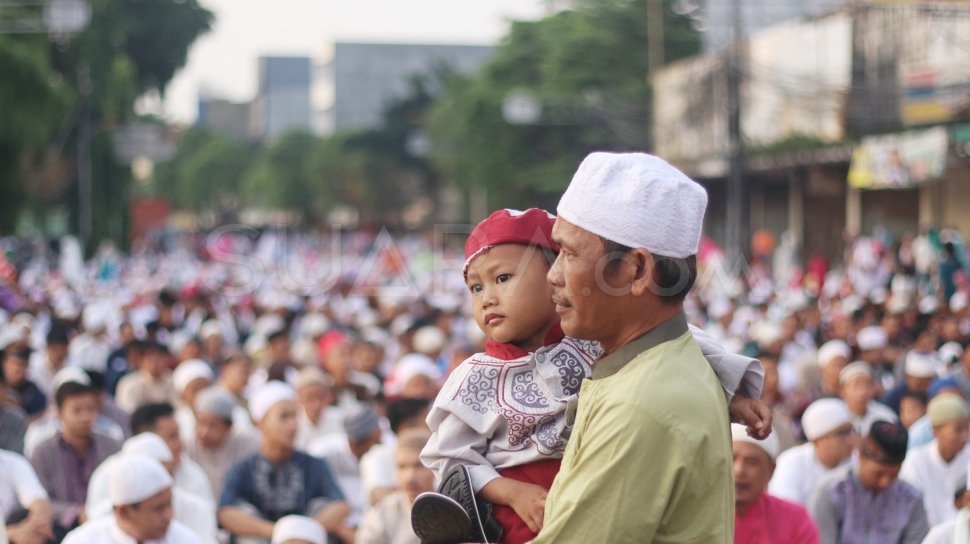 Ucapan Idul Fitri Yang Terlambat. Jangan Panik ! Hal Ini Boleh Dilakukan Jika Terlambat Salat Idul Fitri