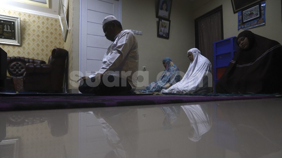 Sebelum Shalat Idul Adha Sholat Subuh. Perbedaan Salat Idul Adha dengan Salat Idul Fitri