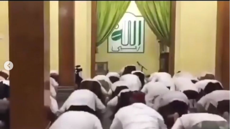 Apa Hukumnya Salat Tarawih. Hukum Shalat Tarawih Cepat Menurut Islam