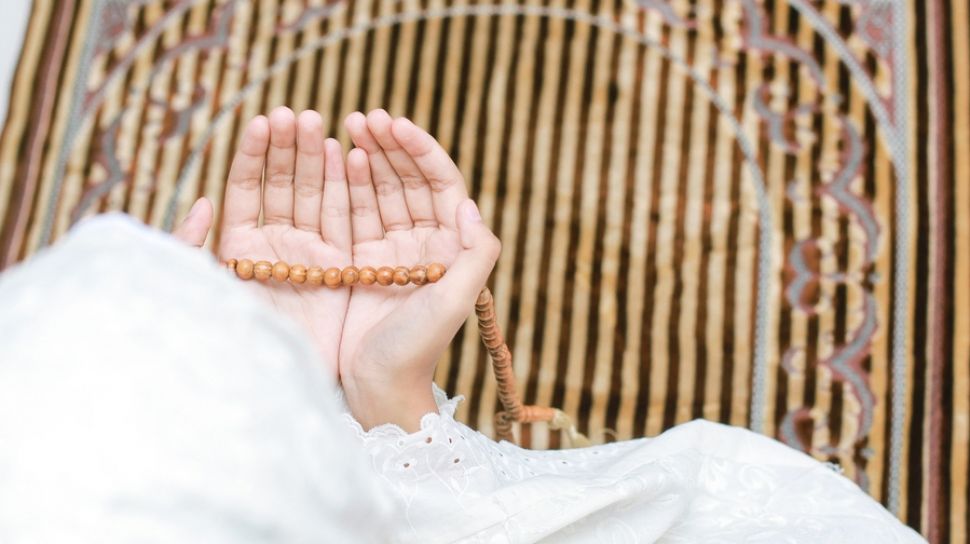 Cara Dzikir Dan Doa Setelah Sholat. Bacaan Doa Dzikir Setelah Sholat Lengkap dengan Artinya