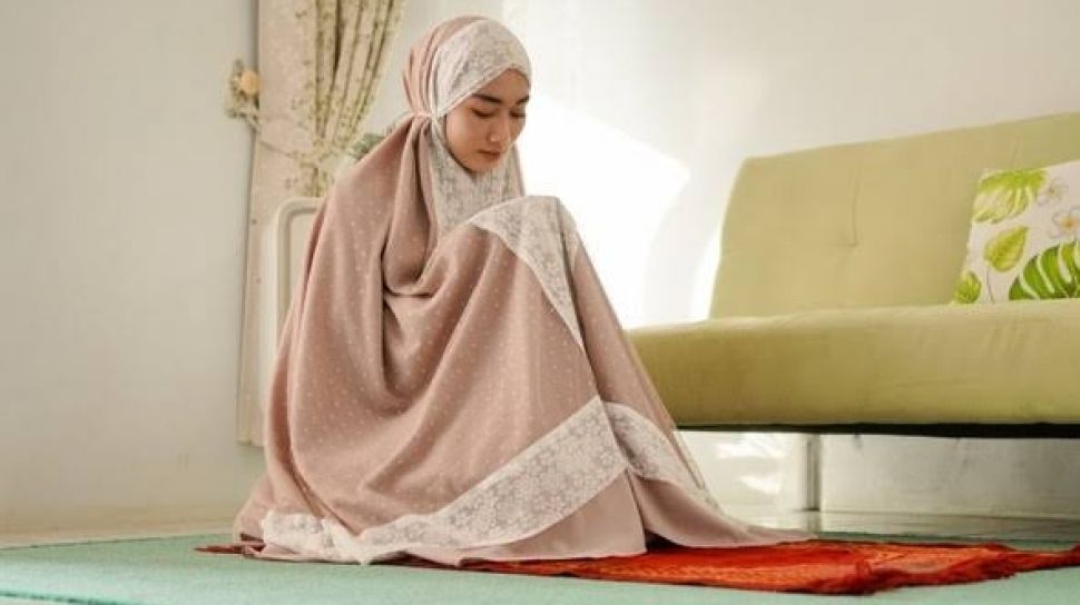 Doa Sholat Dhuha Bersama Artinya. Niat Sholat Dhuha dan Artinya, Lengkap dengan Doa Setelah