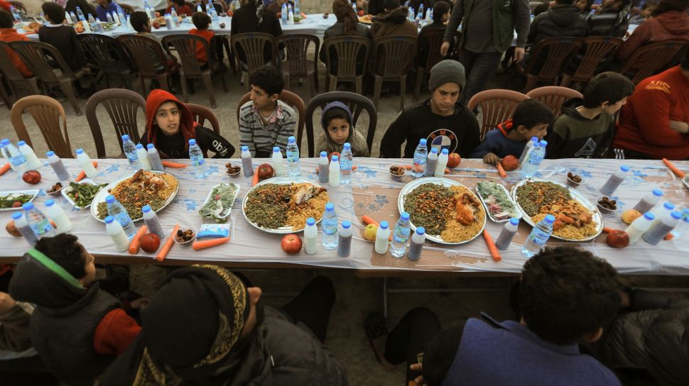 Buka Puasa Tangerang Hari Ini. Jadwal Salat dan Jadwal Buka Puasa Kabupaten Tangerang