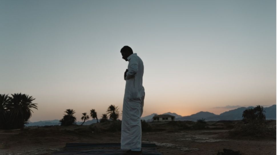 Niat Sholat Hajat Dan Cara Melakukannya. Niat Sholat Hajat, Lengkap dengan Tata Cara dan Doa Setelah