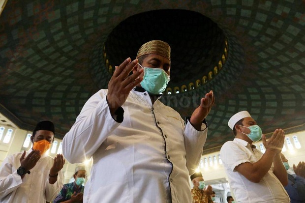 Waktu Sholat Subuh Menurut Muhammadiyah. PP Muhammadiyah Resmi Putuskan Waktu Salat Subuh Mundur 8