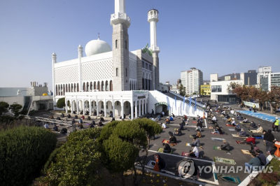 Jam Berapa Buka Puasa Di Korea Selatan. Berapa Jam Lama Berpuasa di Korea Selatan Tahun Ini?