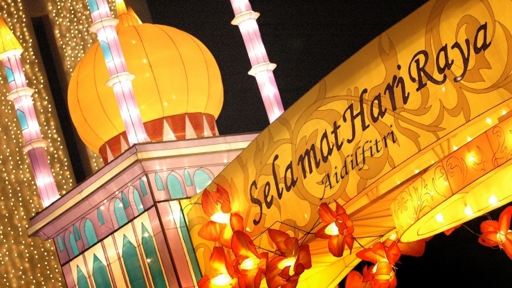 Hari Raya Puasa Known As. Eid al-Fitr Tradition in Singapore and Malaysia