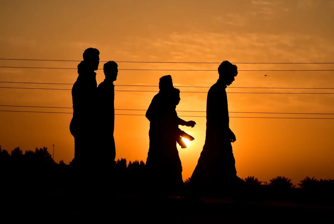 Zikir Selepas Solat Zohor Rumi. Cara-cara Solat Maghrib Yang Lengkap(Beserta Rumi)