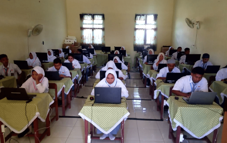 Soal Fiqih Tentang Sedekah Hibah Dan Hadiah. Soal Fiqih kelas 8 semester 2 Tentang Sedekah, Hibah dan Hadiah