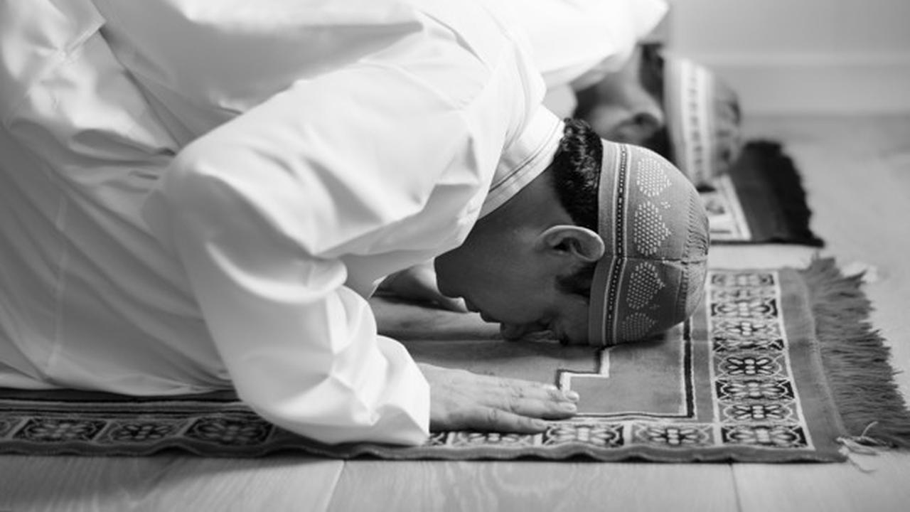 Wirid Selepas Solat Sunat Tahajjud. Doa dan Wirid Setelah Sholat Tahajud Lengkap Beserta Niat dan