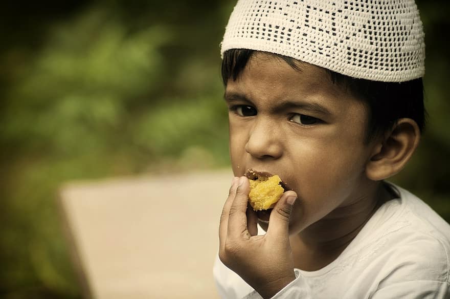 Puasa Ganti Tidak Boleh Berbuka. 