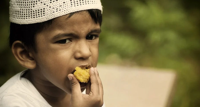 Artikel Puasa Ramadhan Untuk Anak. Puasa Anak Kecil di Bulan Ramadhan, Bagaimana Hukumnya